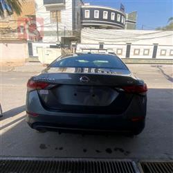 نیسان سێنترا